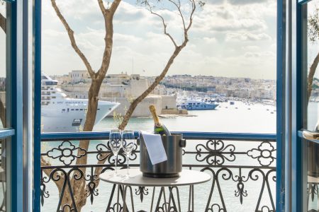 Plan your escape to Malta with Iniala Harbour House & Residences