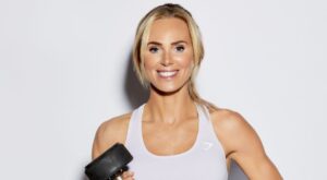 Sarah Lindsay, Roar Fitness