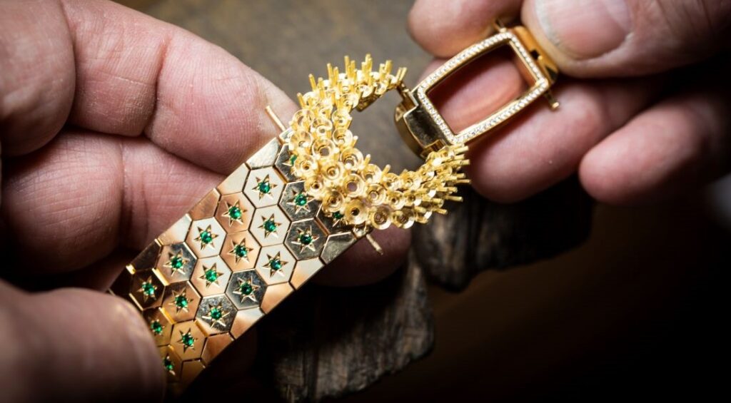 Sweet Alhambra bracelet, 6 motifs 18K rose gold- Van Cleef & Arpels