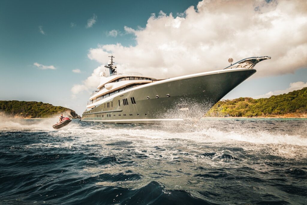 Super yachts luxury travel