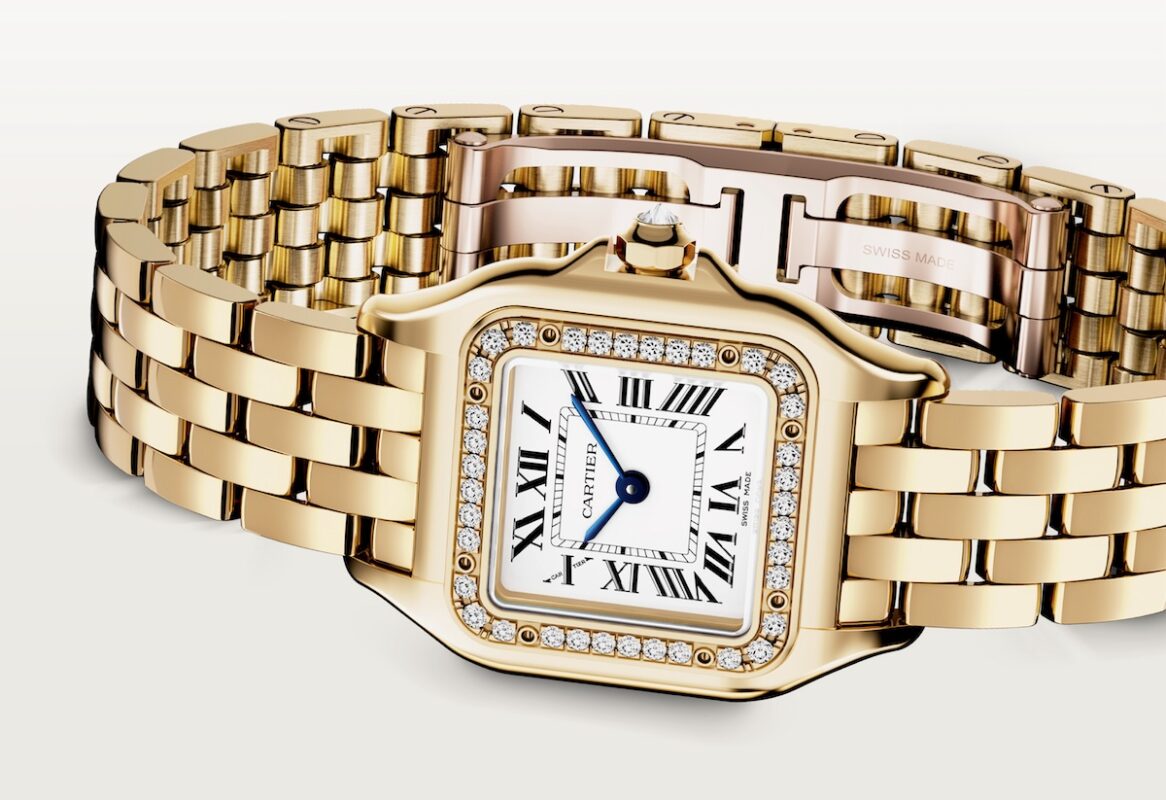 Taylor Swift announces The Life of a Showgirl sporting a Cartier watch