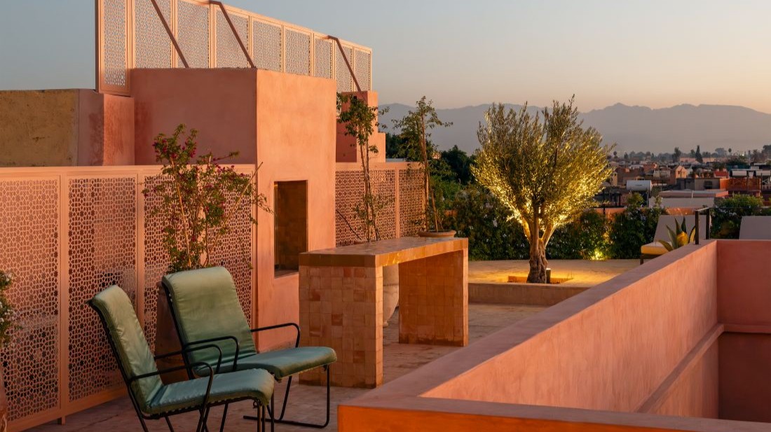 luxury hotels private hire