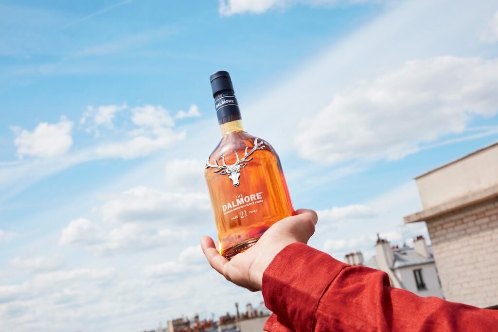 champagne christmas gift guide 2025