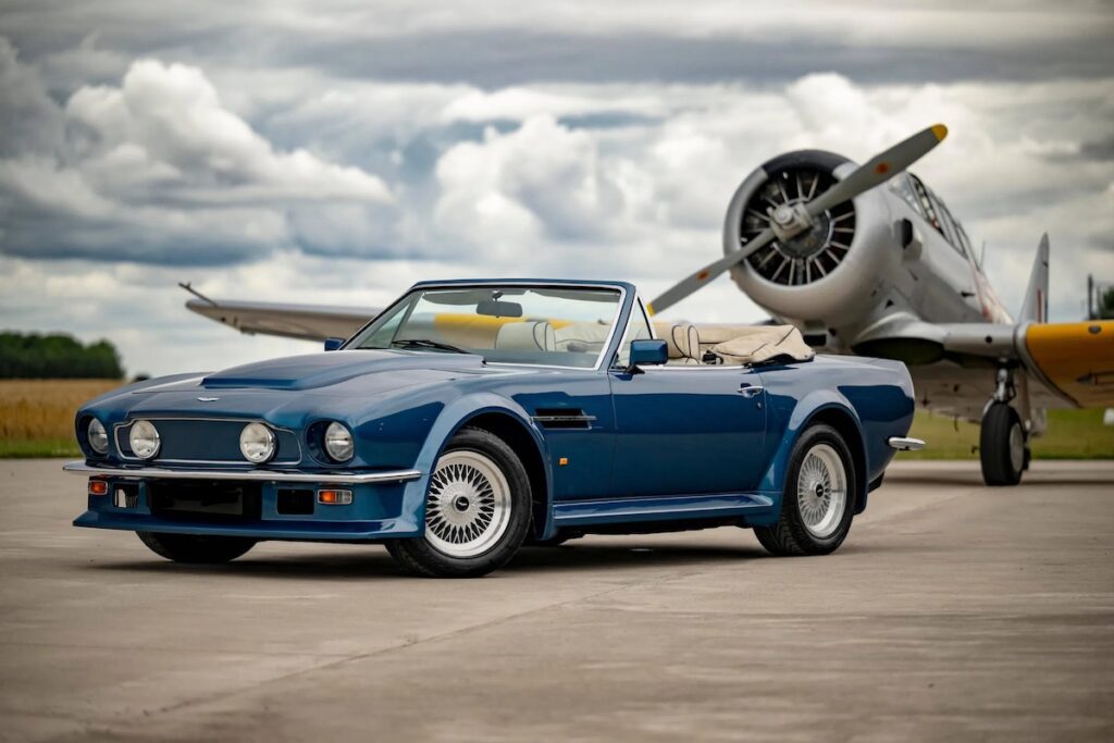 The Market classic cars