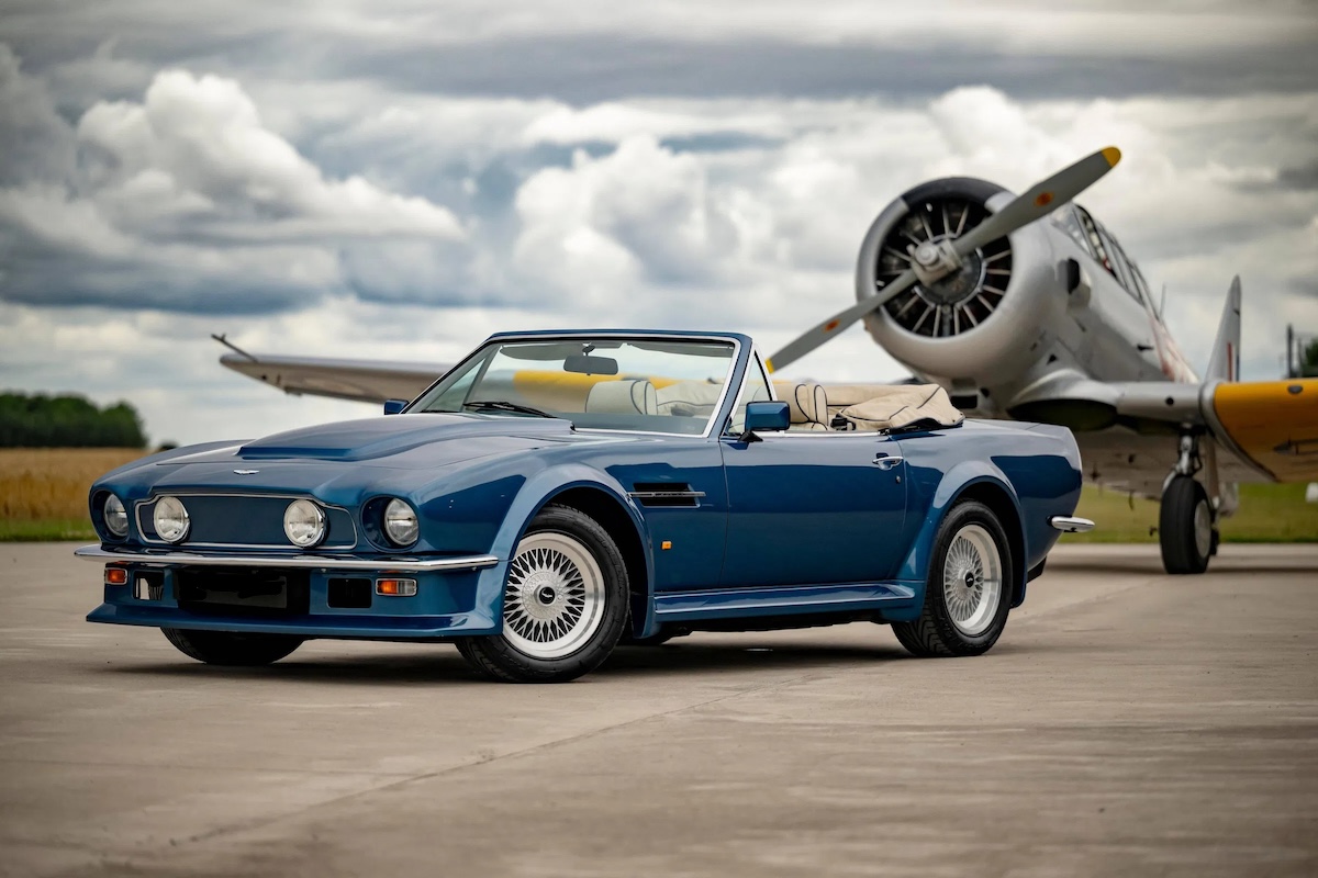 The Market classic cars
