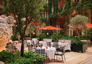 Hotel Plaza Athénée