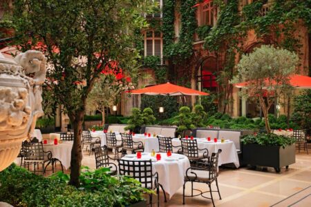 Hotel Plaza Athénée