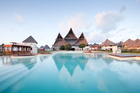 Discover the blue skies of Essque Zalu Zanzibar