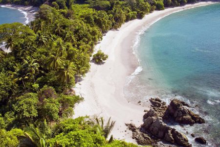 107 beaches of Costa Rica are awarded the Blue Flag status for 2018