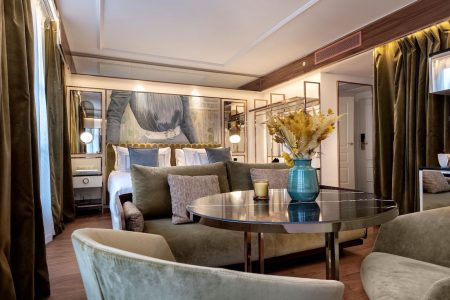 Perfectly Parisian: Hotel Maison Colbert review
