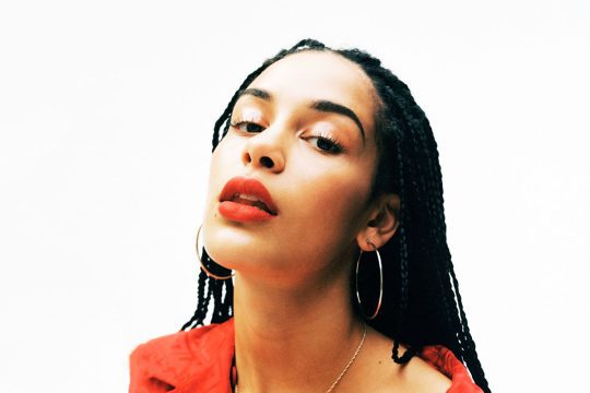 Critic's Choice winner Jorja Smith on her Diamond Dining performance ...